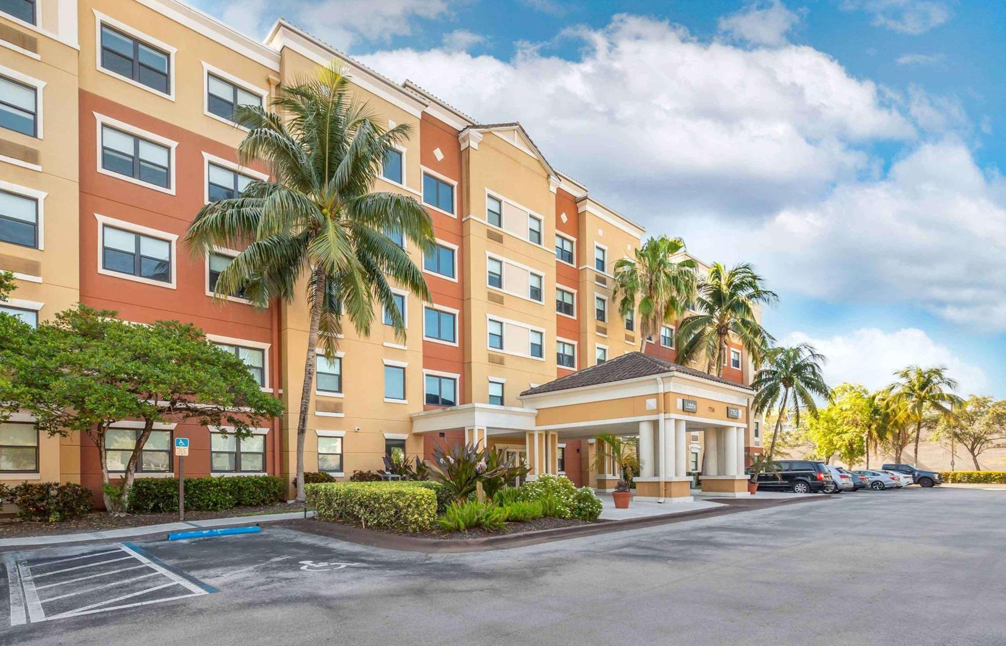 Extended Stay America Premier Suites - Miami - Airport - Doral - 25Th Street Dış mekan fotoğraf